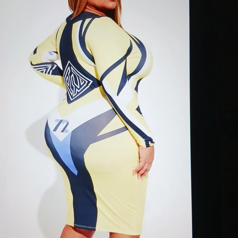 Dress - Picture 2 of 4